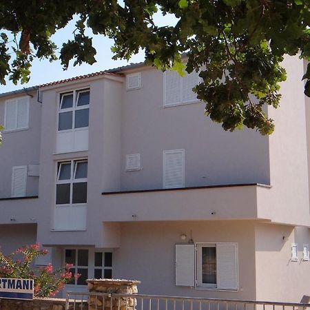 Apartments With A Parking Space Potocnica, Pag - 4096 Stara Novalja Esterno foto